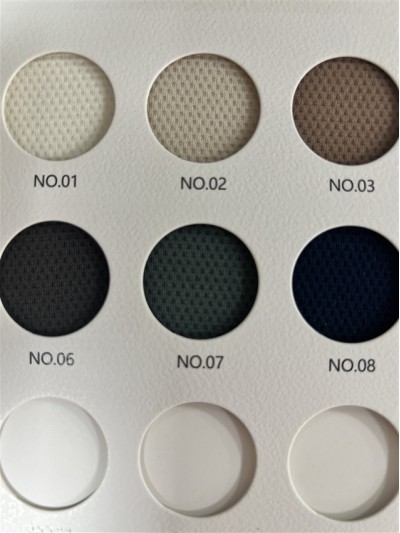 GZ-DZLP  F068  耐磨防風絨  規格：160cm  克重：420g/㎡  成分：98Polyester 2%Spandex  抗靜電  遠紅保暖   吸濕速乾 側面照